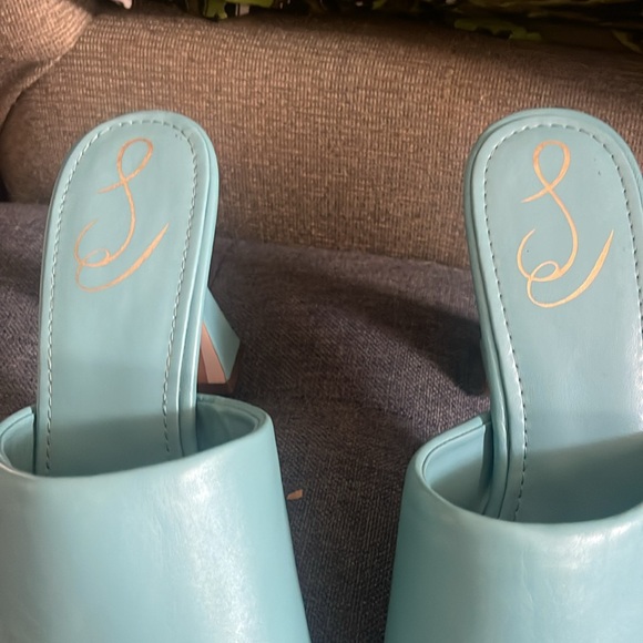 Sam Edelman Baby Blue Carmen Sandals - Picture 3 of 6